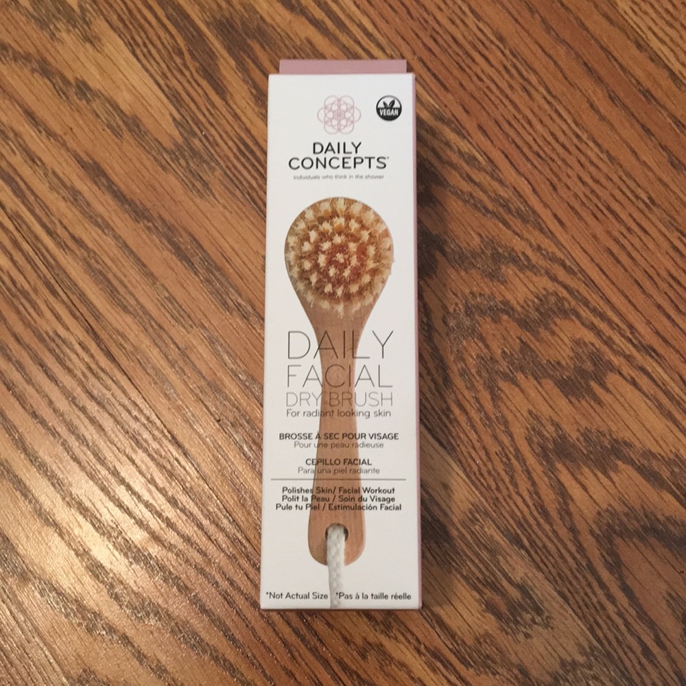 Daily Concepts Fascial Brush